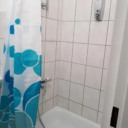 In 1b * Кёльн